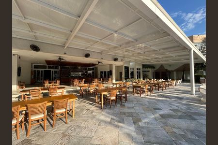 Apartamento para alugar com 224m², 4 quartos e 2 vagasÁrea comum