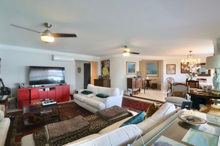 Apartamento para alugar com 224m², 4 quartos e 2 vagasSala