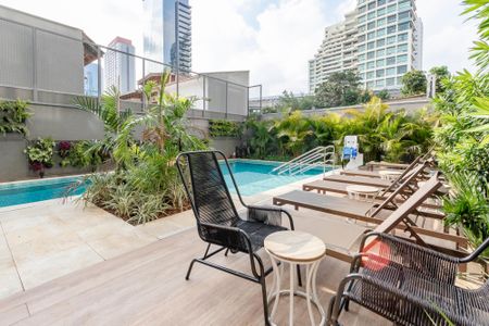 Studio à venda com 24m², 1 quarto e sem vagaPiscina