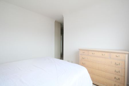 Apartamento para alugar com 125m², 3 quartos e 2 vagasQuarto 2