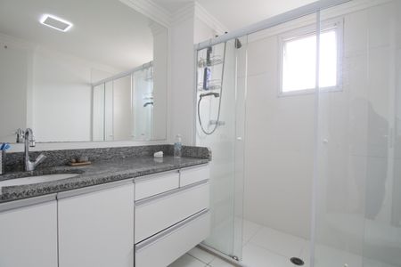 Apartamento para alugar com 125m², 3 quartos e 2 vagasBanheiro Social