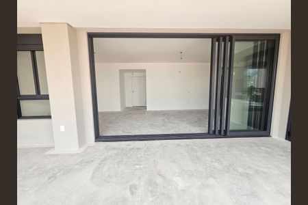 Apartamento à venda com 151m², 3 quartos e 3 vagasSacada