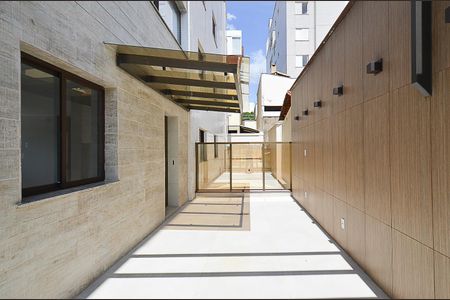 Apartamento à venda com 160m², 4 quartos e 2 vagasÁrea de Privativa