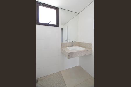 Apartamento à venda com 160m², 4 quartos e 2 vagasBanheiro Social