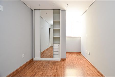 Apartamento à venda com 160m², 4 quartos e 2 vagasQuarto 3