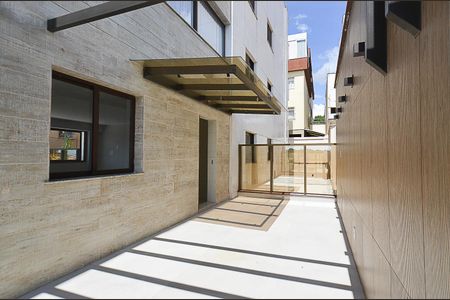 Apartamento à venda com 160m², 4 quartos e 2 vagasÁrea de Privativa