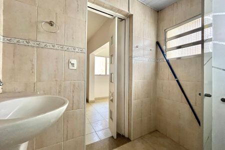 Casa à venda com 136m², 3 quartos e 3 vagasBanheiro da Suíte