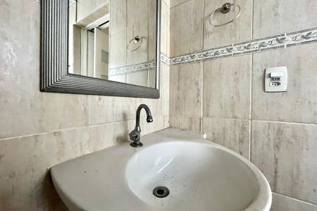 Casa à venda com 136m², 3 quartos e 3 vagasBanheiro da Suíte