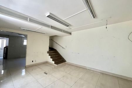 Sala de casa à venda com 3 quartos, 136m² em Vila da Saúde, São Paulo