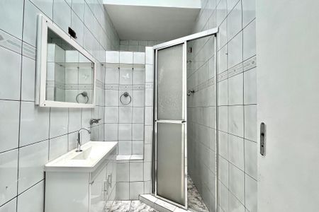 Casa à venda com 136m², 3 quartos e 3 vagasBanheiro Corredor