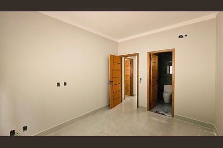 Casa à venda com 115m², 3 quartos e 2 vagas