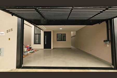 Casa à venda com 115m², 3 quartos e 2 vagas