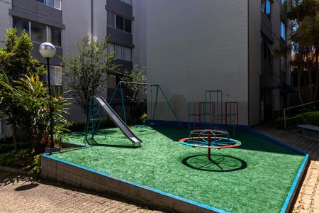 Apartamento à venda com 42m², 2 quartos e 1 vagaÁrea comum - Playground