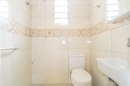 Banheiro de casa para alugar com 1 quarto, 47m² em Jardim Ype, Osasco