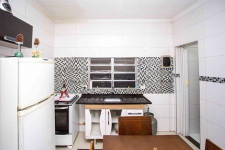 Casa à venda com 98m², 3 quartos e sem vagaCozinha