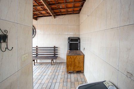 Casa à venda com 98m², 3 quartos e sem vagaÁrea de Serviço