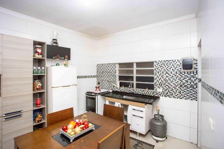 Casa à venda com 98m², 3 quartos e sem vagaCozinha