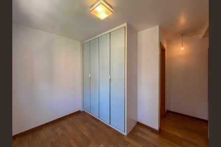 Apartamento para alugar com 129m², 4 quartos e 4 vagasSuíte 2