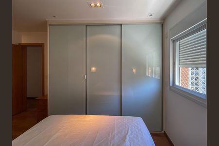 Apartamento para alugar com 129m², 4 quartos e 4 vagasSuíte 1