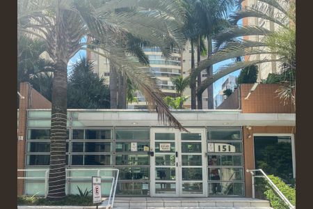 Apartamento para alugar com 129m², 4 quartos e 4 vagasFachada