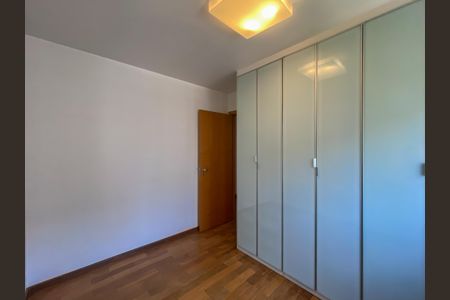 Apartamento para alugar com 129m², 4 quartos e 4 vagasQuarto 