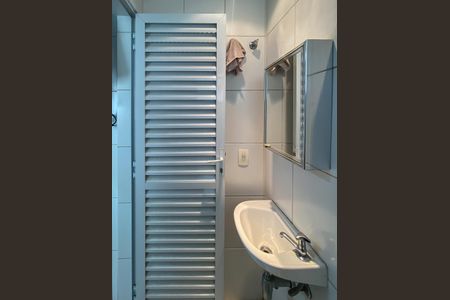 Apartamento para alugar com 129m², 4 quartos e 4 vagasBanheiro de serviço