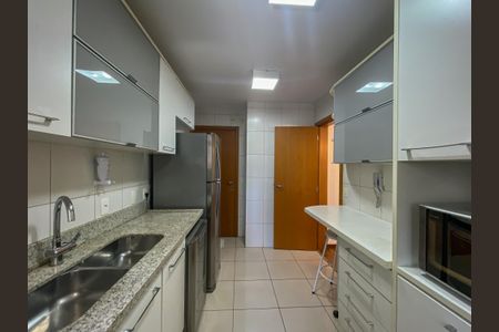 Apartamento para alugar com 129m², 4 quartos e 4 vagasCozinha
