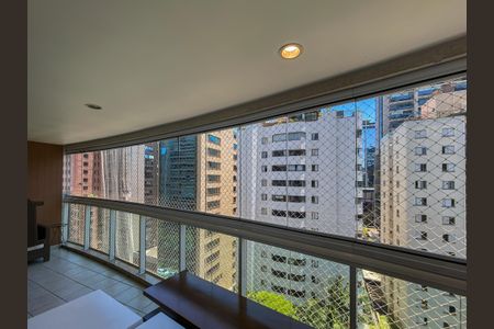 Apartamento para alugar com 129m², 4 quartos e 4 vagasVaranda da Sala