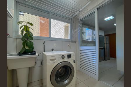 Apartamento para alugar com 129m², 4 quartos e 4 vagasÁrea de Serviço