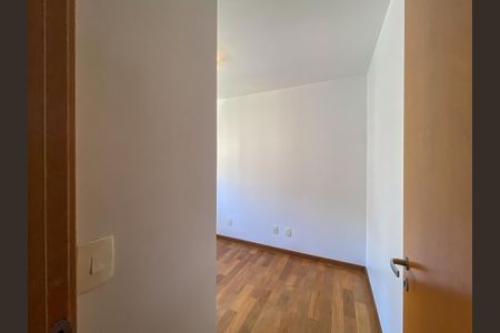 Apartamento para alugar com 129m², 4 quartos e 4 vagasQuarto 