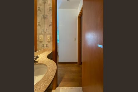 Apartamento para alugar com 129m², 4 quartos e 4 vagasLavabo