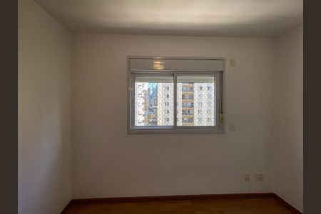Apartamento para alugar com 129m², 4 quartos e 4 vagasSuíte 2