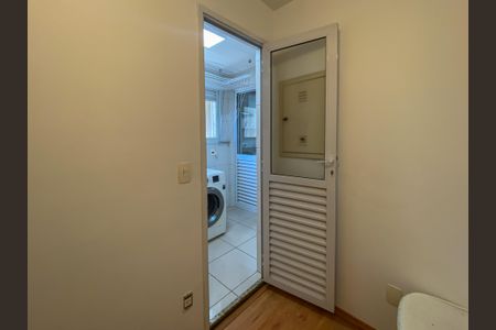 Apartamento para alugar com 129m², 4 quartos e 4 vagasQuarto de Serviço