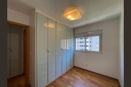 Apartamento para alugar com 129m², 4 quartos e 4 vagasQuarto 