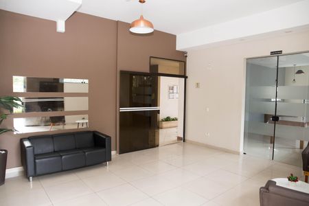 Apartamento para alugar com 77m², 3 quartos e 1 vaga Apartamento para alugar com 77m², 3 quartos e 1 vagaHall social
