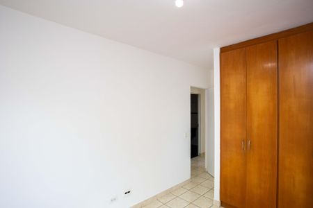 Apartamento para alugar com 77m², 3 quartos e 1 vagaQuarto 2