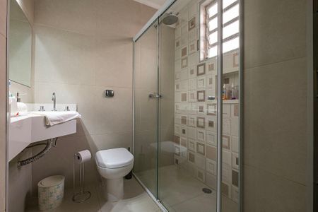 Apartamento à venda com 110m², 2 quartos e 1 vaga Apartamento à venda com 110m², 2 quartos e 1 vagaSuíte 2 - Banheiro