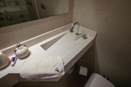 Apartamento à venda com 110m², 2 quartos e 1 vaga Apartamento à venda com 110m², 2 quartos e 1 vagaSuíte 2 - Banheiro