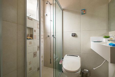 Apartamento à venda com 110m², 2 quartos e 1 vaga Apartamento à venda com 110m², 2 quartos e 1 vagaSuíte 1 - Banheiro