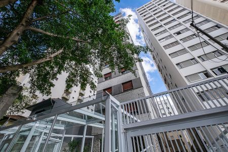 Apartamento à venda com 110m², 2 quartos e 1 vaga Apartamento à venda com 110m², 2 quartos e 1 vagaFachada