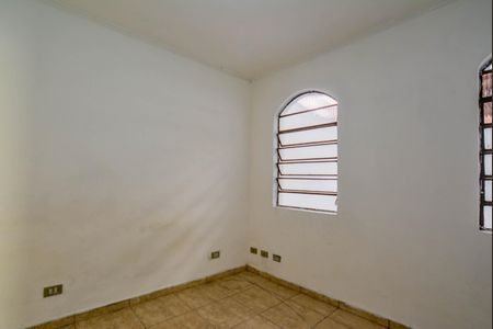Sala de casa para alugar com 1 quarto, 109m² em Vila Eldizia, Santo André