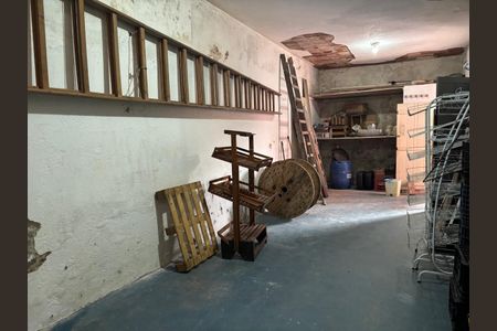 Casa à venda com 236m², 3 quartos e 2 vagas Casa à venda com 236m², 3 quartos e 2 vagasGaragem