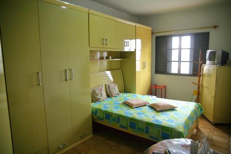 Casa à venda com 236m², 3 quartos e 2 vagasQuarto 1 