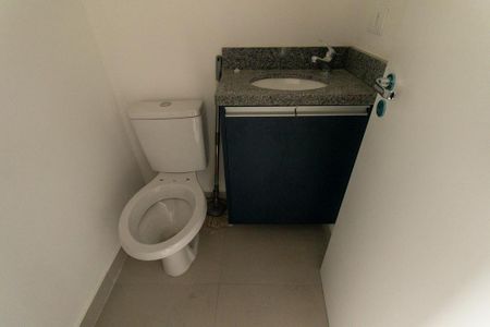 Apartamento para alugar com 36m², 1 quarto e sem vaga Apartamento para alugar com 36m², 1 quarto e sem vagaBanheiro de Social