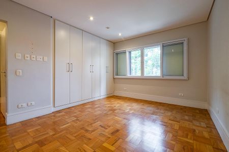 Apartamento à venda com 160m², 3 quartos e 1 vagaSuíte