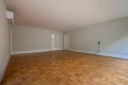 Apartamento à venda com 160m², 3 quartos e 1 vagaSala