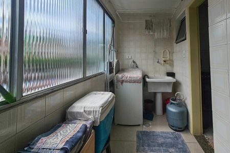 Apartamento para alugar com 70m², 2 quartos e 1 vaga Apartamento para alugar com 70m², 2 quartos e 1 vagaÁrea de Serviço