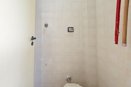 Apartamento para alugar com 70m², 2 quartos e 1 vaga Apartamento para alugar com 70m², 2 quartos e 1 vagaBanheiro de Serviço