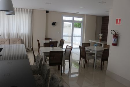 Apartamento à venda com 72m², 2 quartos e 2 vagasÁrea comum - Salão de festas