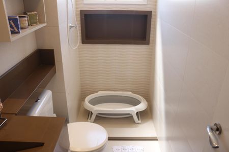 Apartamento à venda com 72m², 2 quartos e 2 vagasBanheiro